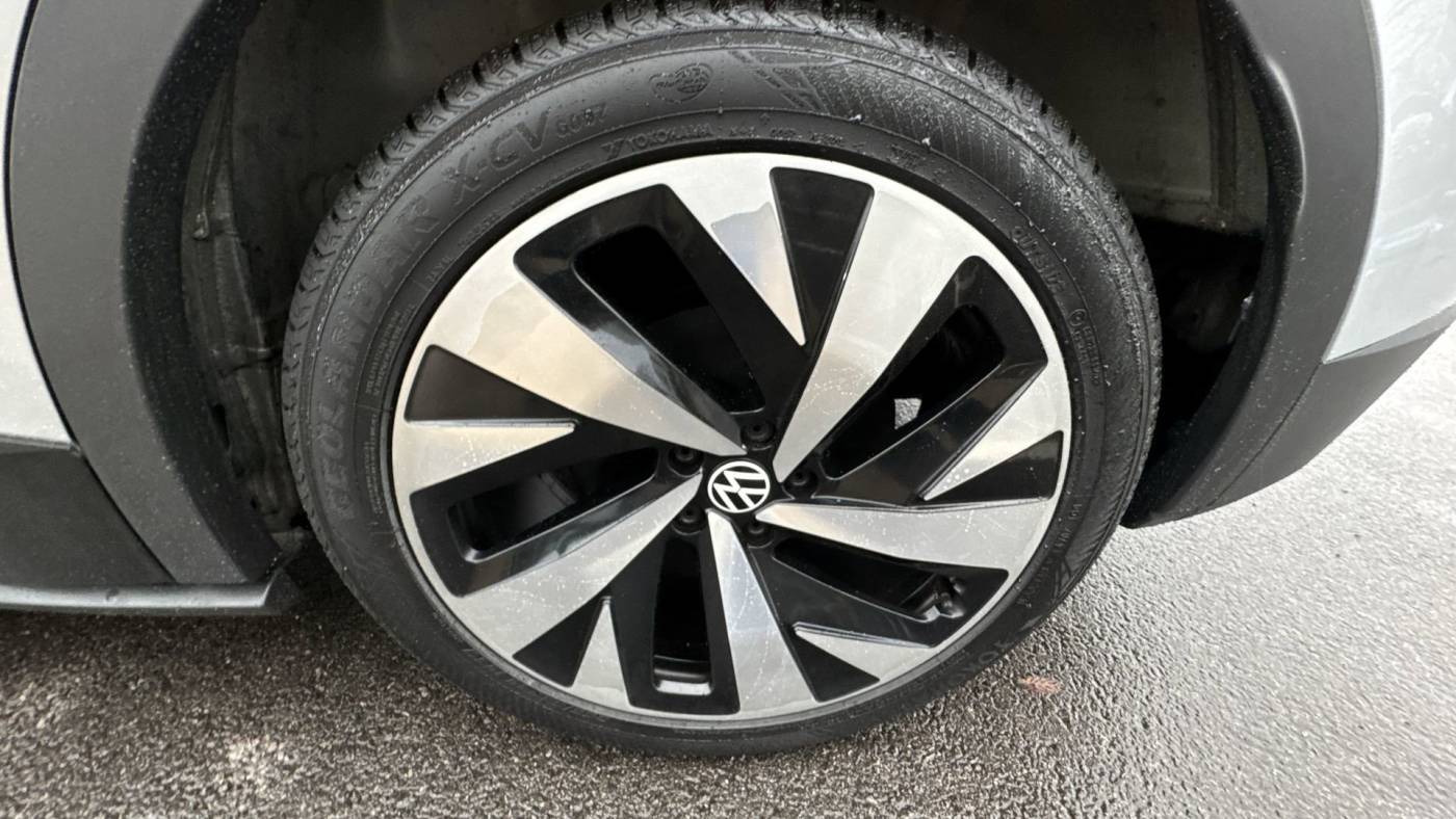 2021 Volkswagen ID.4 WVGKMPE27MP057305
