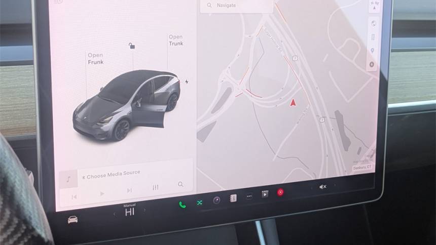 2020 Tesla Model Y 5YJYGDEE2LF045571