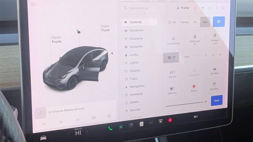 2020 Tesla Model Y 5YJYGDEE2LF045571