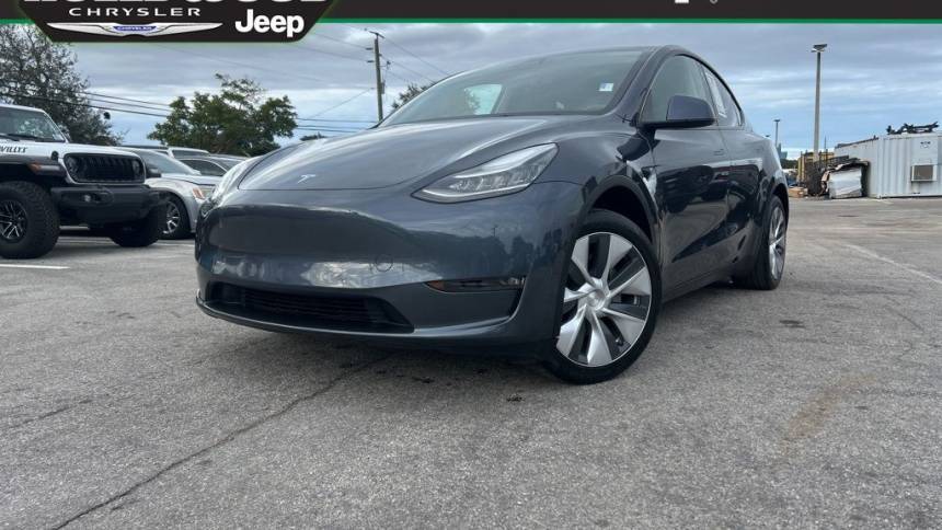 2021 Tesla Model Y 5YJYGDEE5MF104632