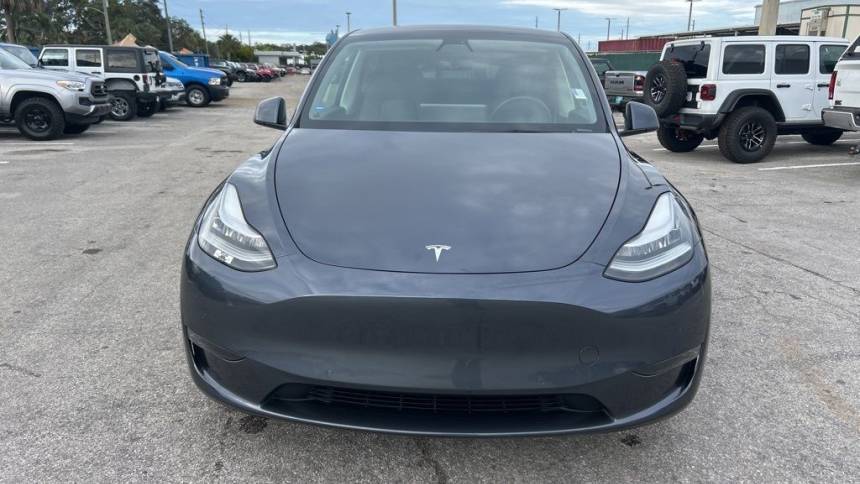 2021 Tesla Model Y 5YJYGDEE5MF104632