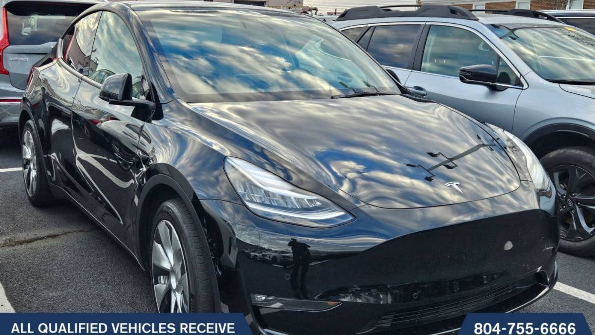 2021 Tesla Model Y 5YJYGAEE2MF223009