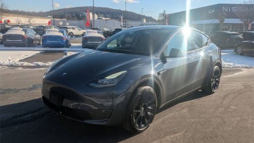 2020 Tesla Model Y 5YJYGDEE2LF045571