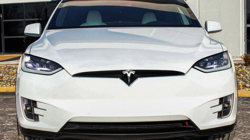 2018 Tesla Model X 5YJXCBE26JF138916