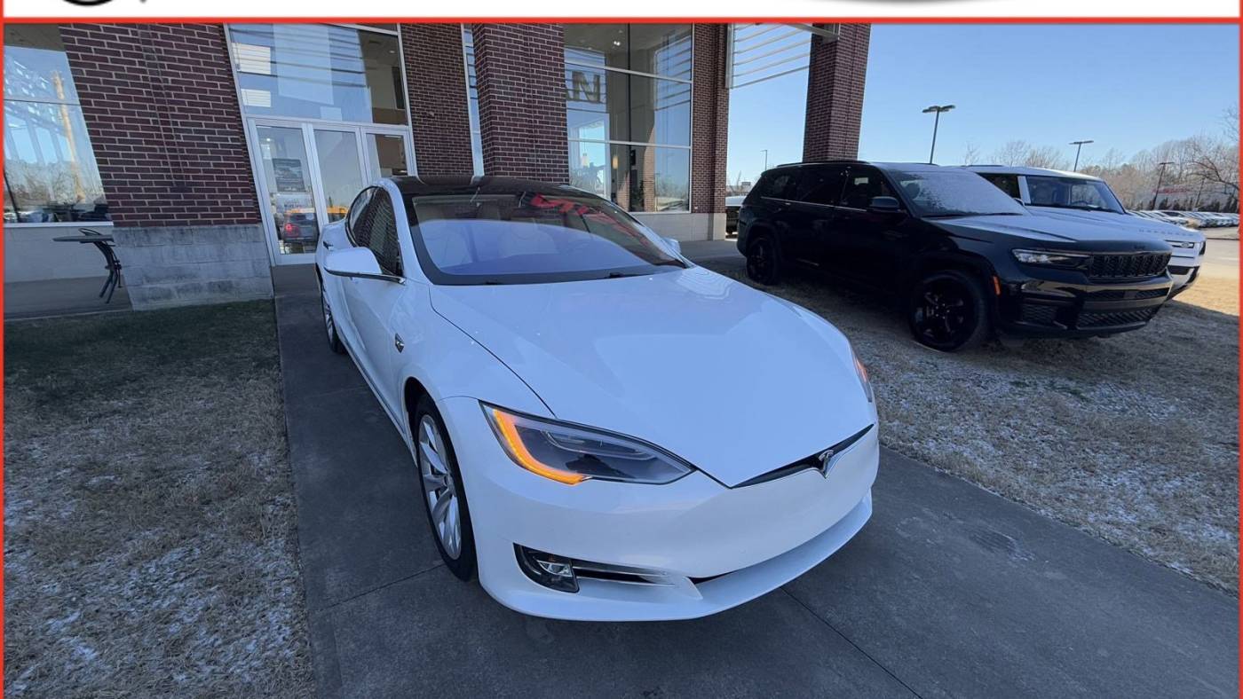 2018 Tesla Model S 5YJSA1E27JF263577