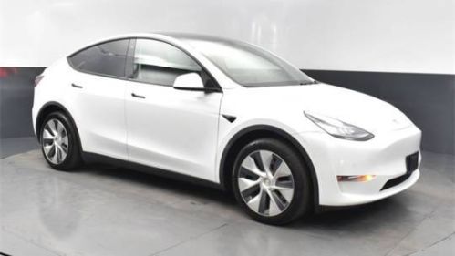 2021 Tesla Model Y 5YJYGDEE3MF074353