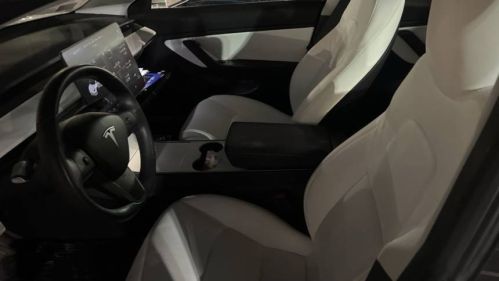 2021 Tesla Model Y 5YJYGDEE9MF246739