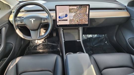 2018 Tesla Model 3 5YJ3E1EA8JF041484