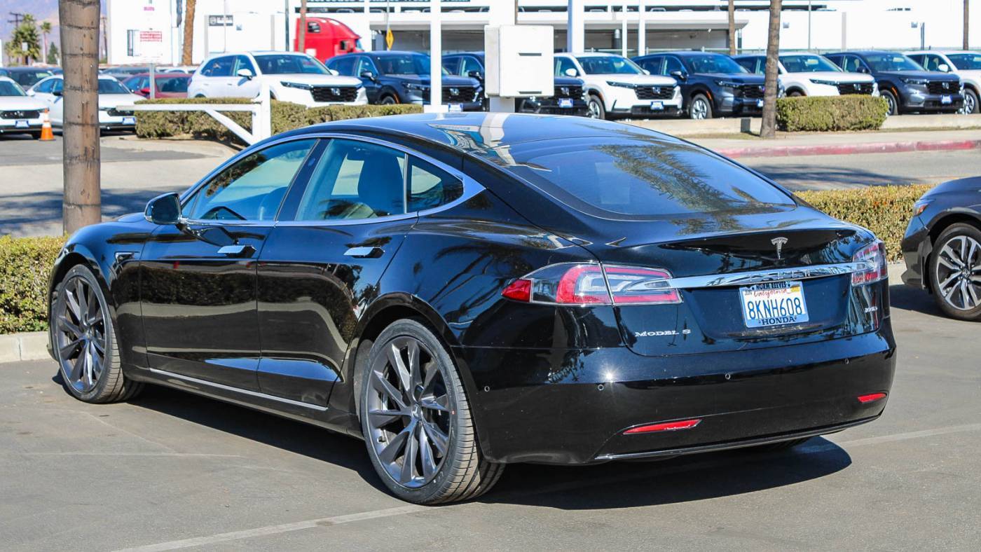 2019 Tesla Model S 5YJSA1E25KF307383