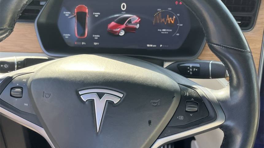 2019 Tesla Model X 5YJXCDE24KF211536