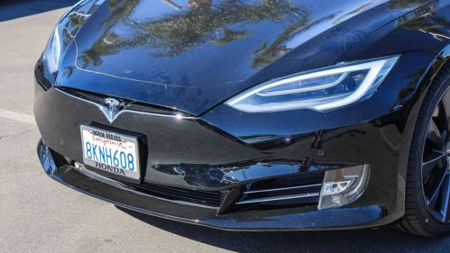 2019 Tesla Model S 5YJSA1E25KF307383