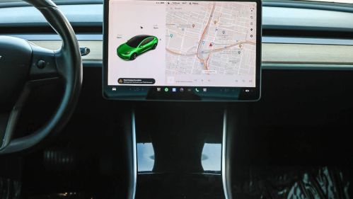 2018 Tesla Model 3 5YJ3E1EA2JF016211