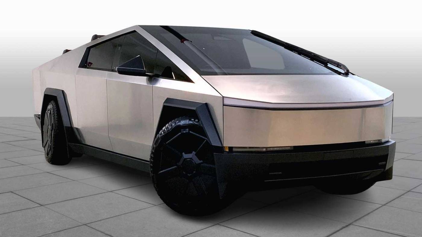 2024 Tesla Cybertruck 7G2CEHEE3RA018082