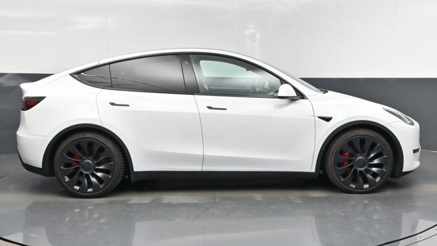 2020 Tesla Model Y 5YJYGDEFXLF009863