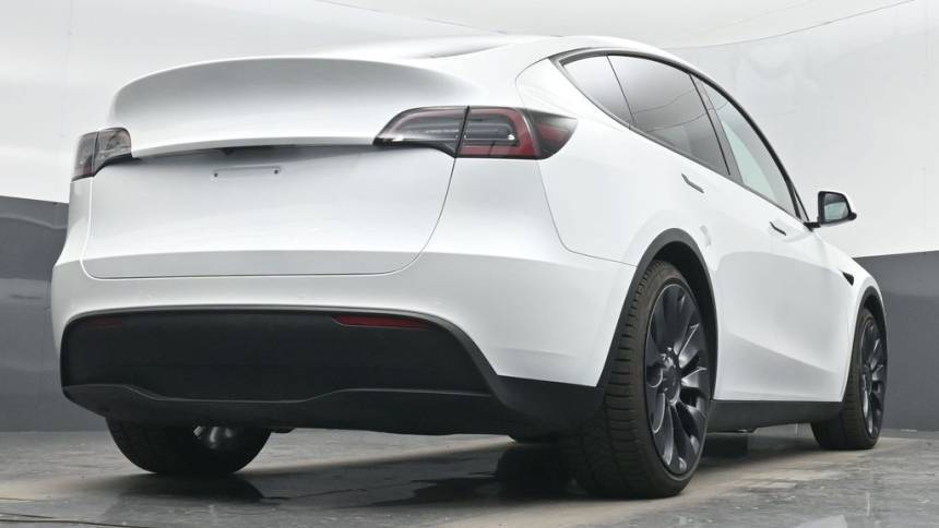 2020 Tesla Model Y 5YJYGDEFXLF009863