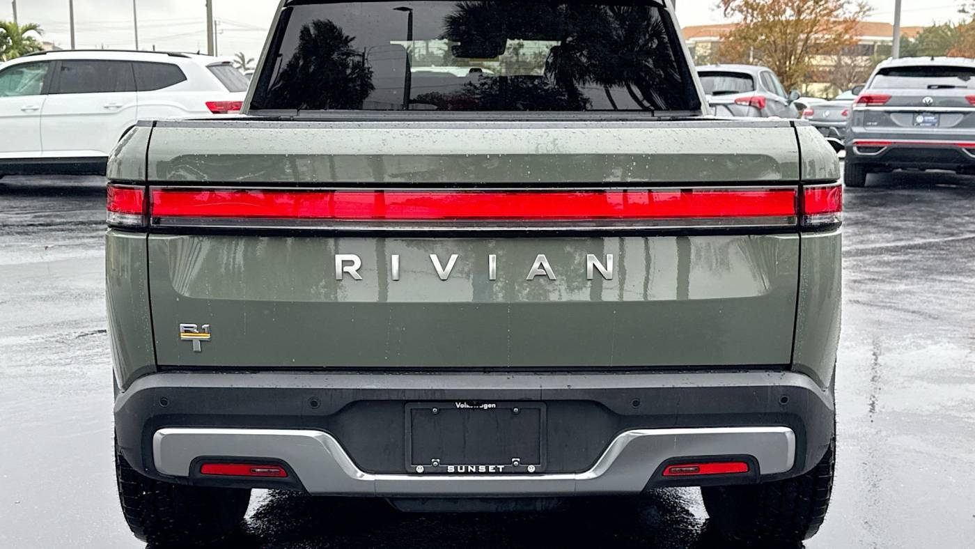 2022 Rivian R1T 7FCTGAAL0NN002181