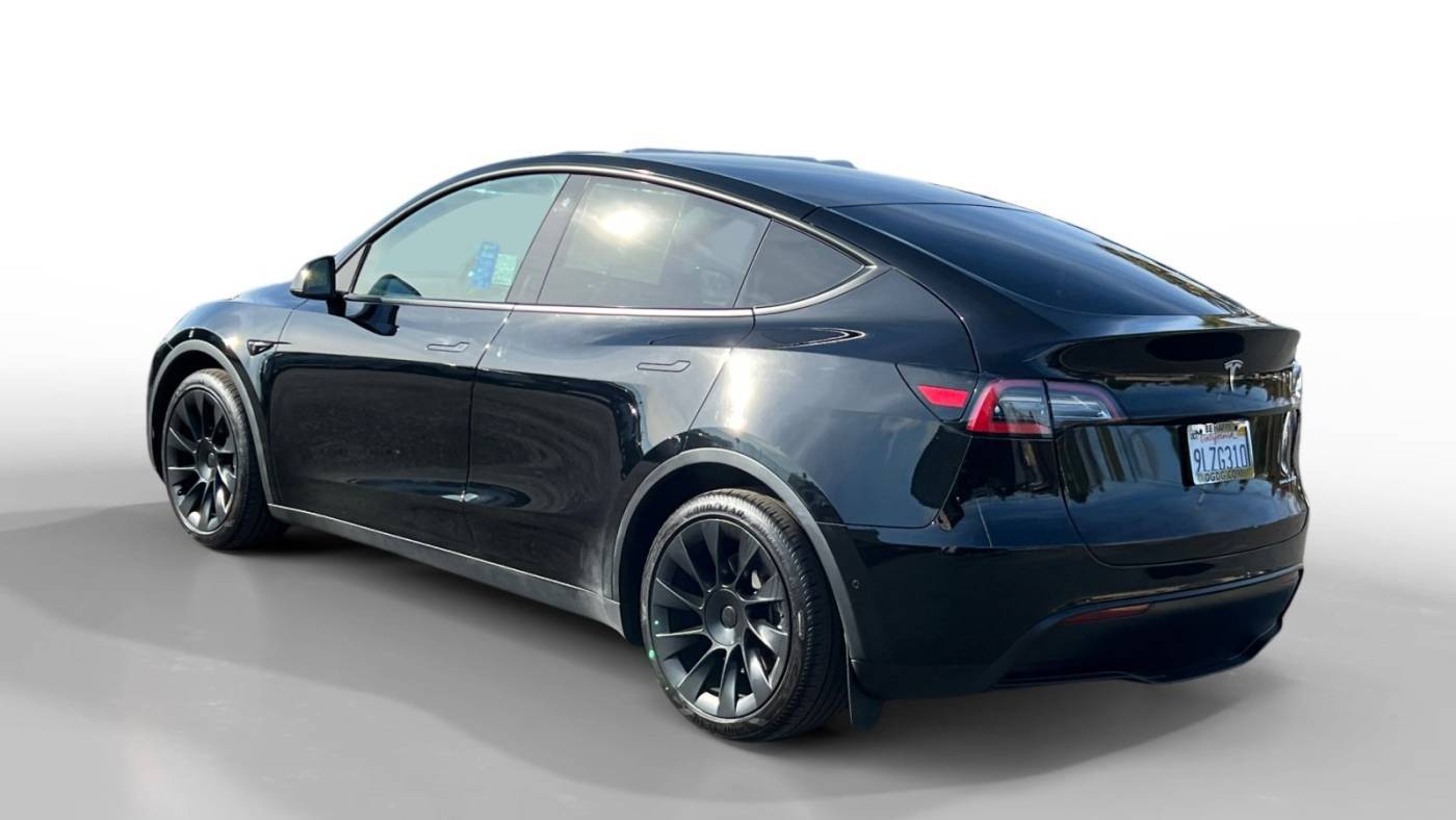 2020 Tesla Model Y 5YJYGDEEXLF059573