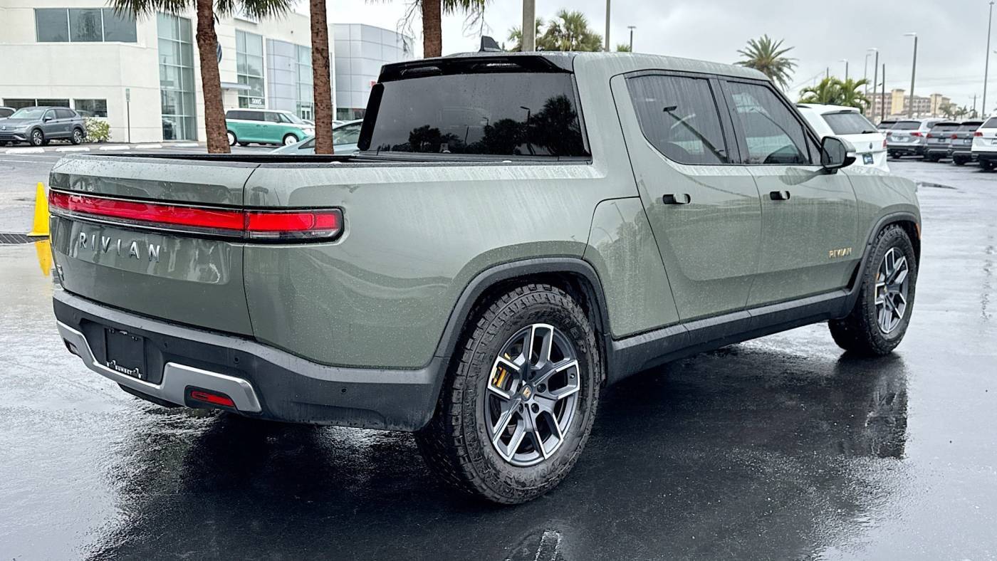 2022 Rivian R1T 7FCTGAAL0NN002181