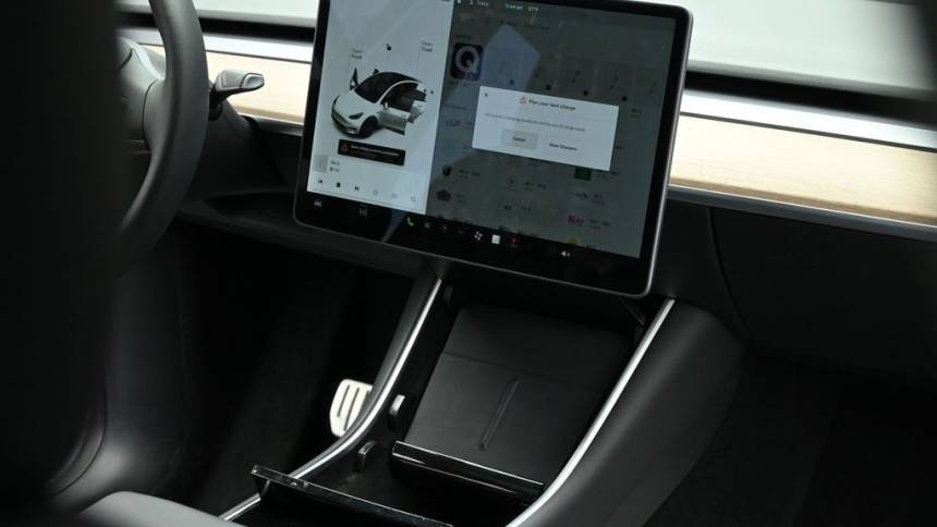 2020 Tesla Model Y 5YJYGDEFXLF009863