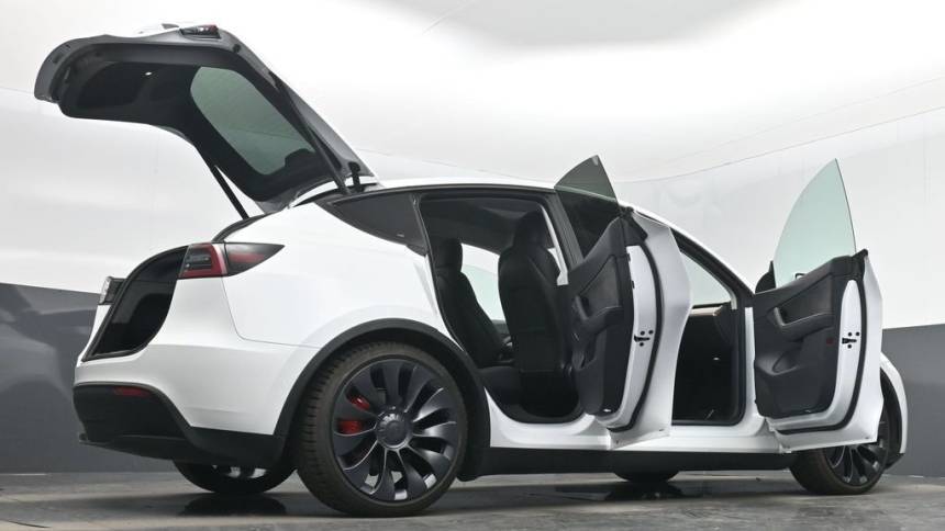 2020 Tesla Model Y 5YJYGDEFXLF009863