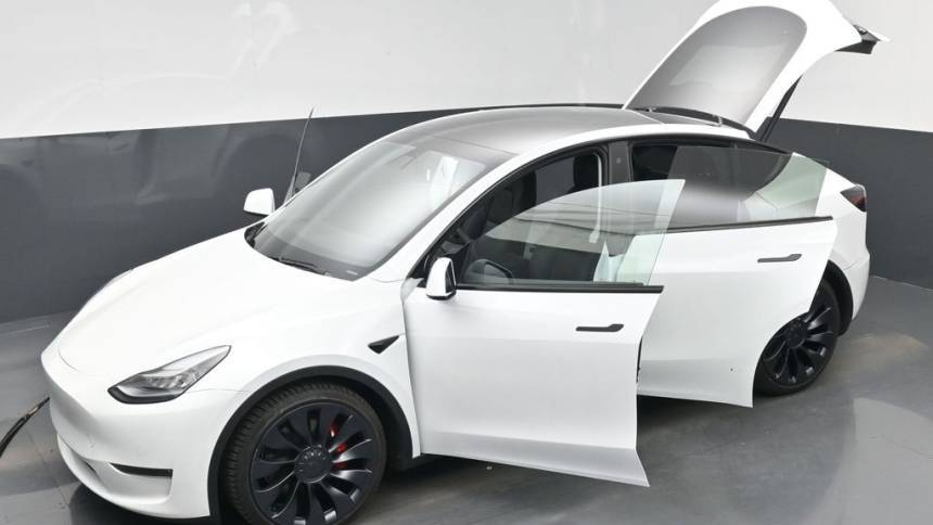 2020 Tesla Model Y 5YJYGDEFXLF009863