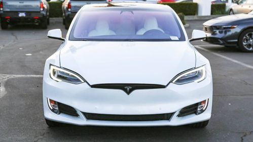 2017 Tesla Model S 5YJSA1E22HF215642