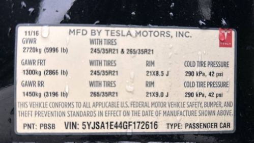 2016 Tesla Model S 5YJSA1E44GF172616