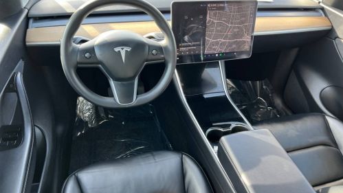 2020 Tesla Model Y 5YJYGDEEXLF059573