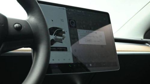 2020 Tesla Model Y 5YJYGDEFXLF009863