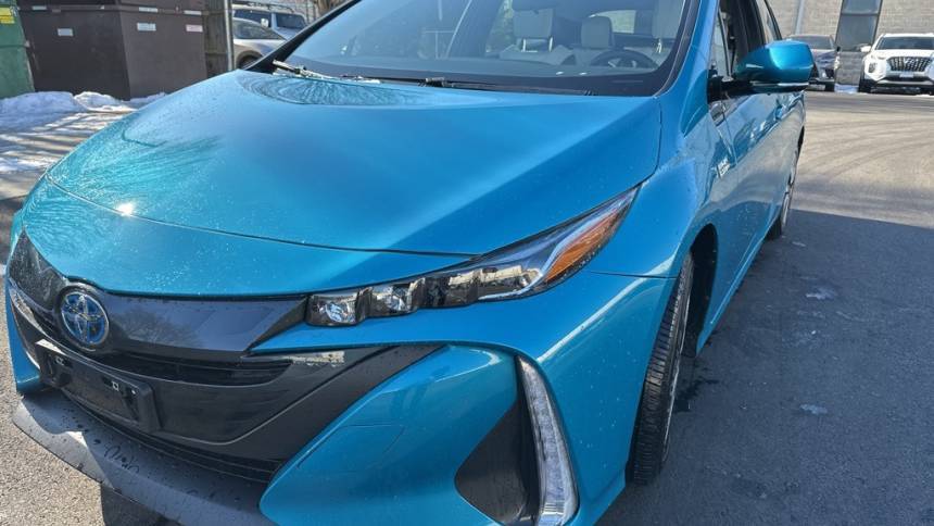 2018 Toyota Prius Prime JTDKARFP4J3099033