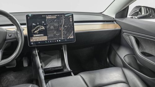 2019 Tesla Model 3 5YJ3E1EA1KF483184