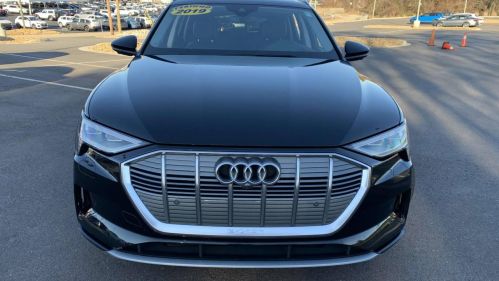 2019 Audi e-tron WA1VAAGE5KB025102