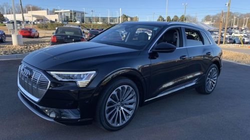 2019 Audi e-tron WA1VAAGE5KB025102