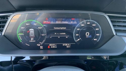 2019 Audi e-tron WA1VAAGE5KB025102