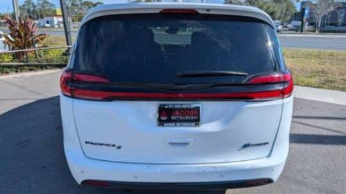 2022 Chrysler Pacifica 2C4RC1L74NR180027