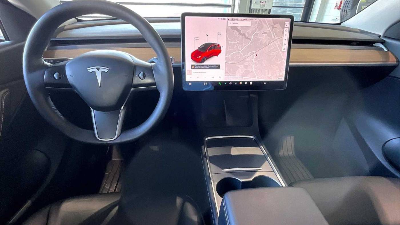 2021 Tesla Model Y 5YJYGAEE5MF143574