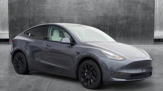 2020 Tesla Model Y 5YJYGDEE1LF057601