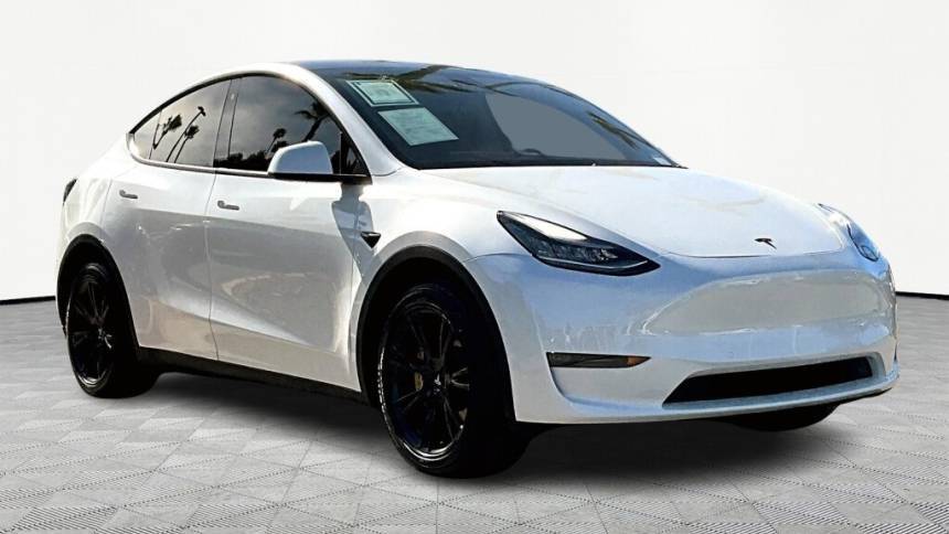 2020 Tesla Model Y 5YJYGDEE0LF015484