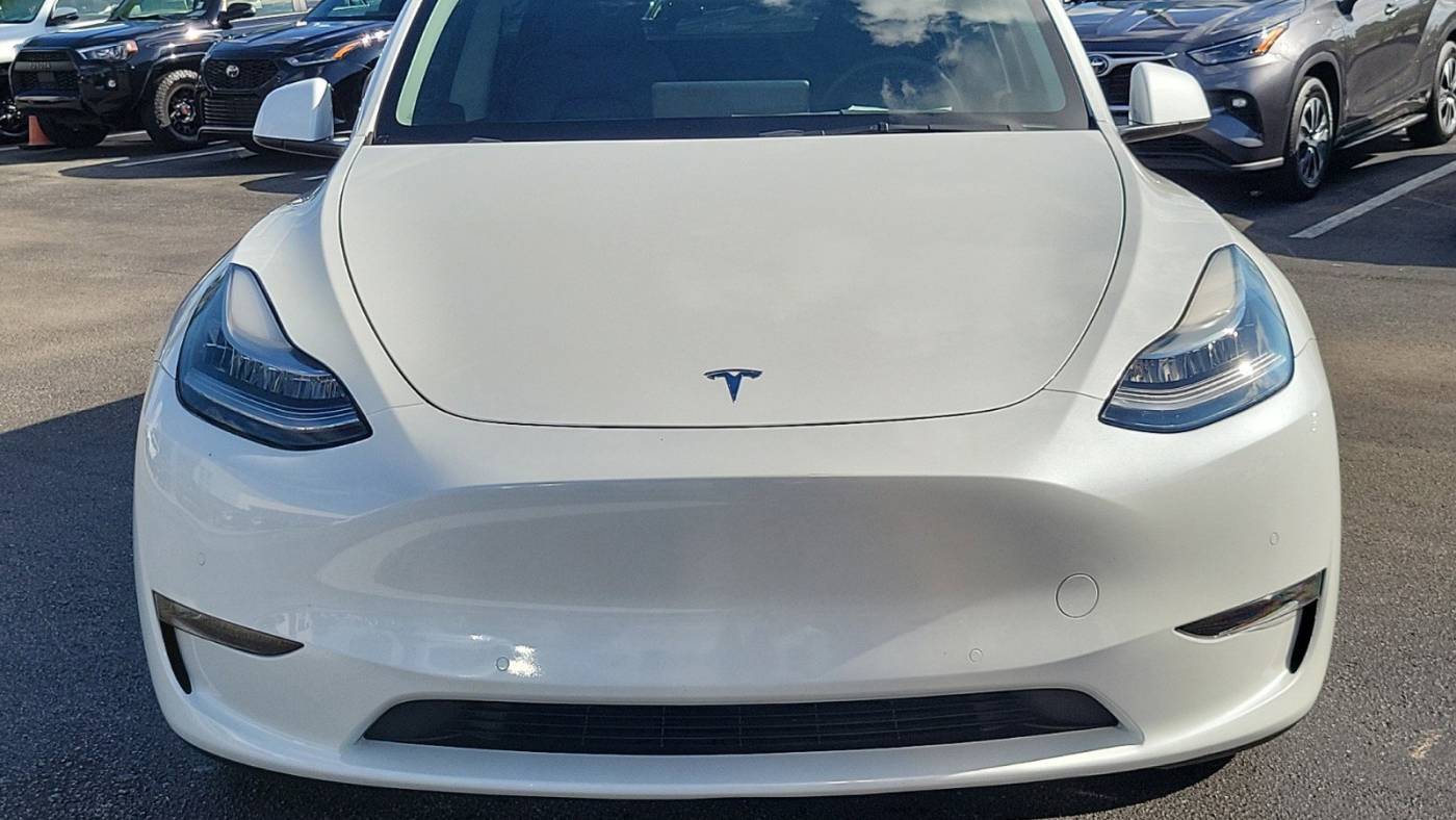 2021 Tesla Model Y 5YJYGDEE7MF208183