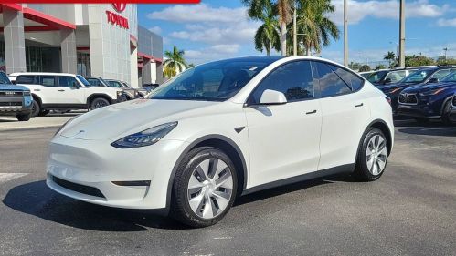 2021 Tesla Model Y 5YJYGDEE7MF208183