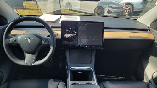 2021 Tesla Model Y 5YJYGDEE7MF208183