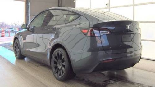 2021 Tesla Model Y 5YJYGDEE3MF189695