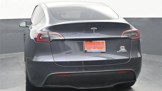 2021 Tesla Model Y 5YJYGDEE4MF279146