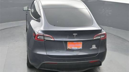 2021 Tesla Model Y 5YJYGDEE4MF279146