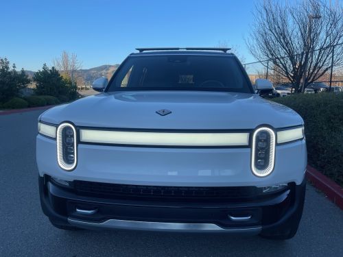 2022 Rivian R1S 7PDSGABL0NN000441