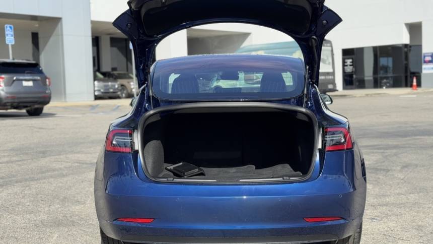 2018 Tesla Model 3 5YJ3E1EA2JF003037