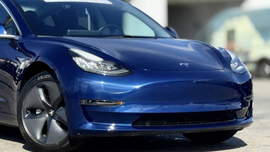 2018 Tesla Model 3 5YJ3E1EA2JF003037