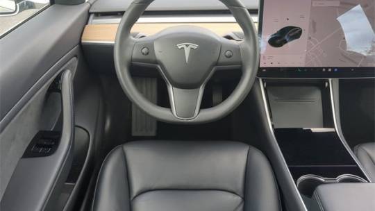 2019 Tesla Model 3 5YJ3E1EA5KF410674