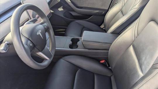 2019 Tesla Model 3 5YJ3E1EA8KF395300