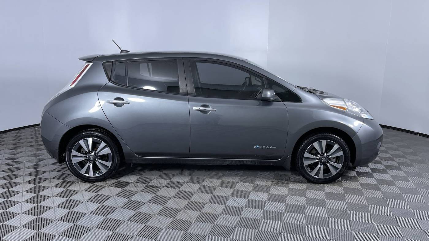 2017 Nissan LEAF 1N4BZ0CP4HC305038